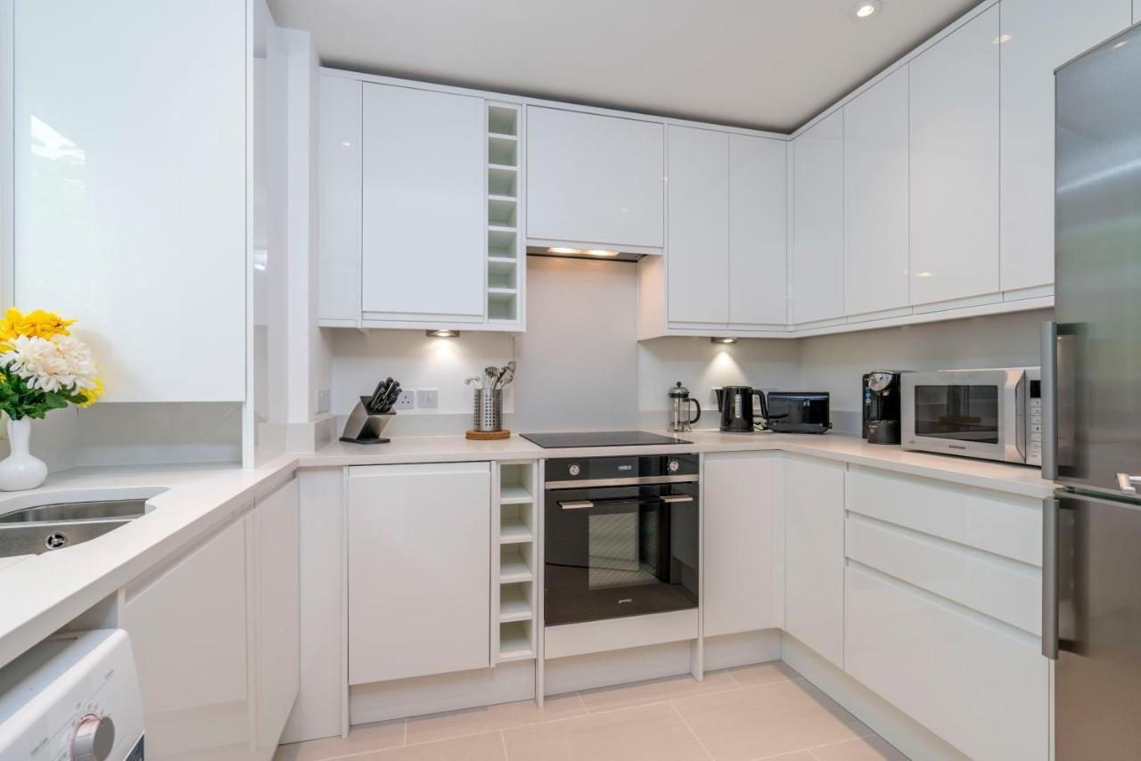 Splendid Apartment Near Vauxhall Tube London Eksteriør billede